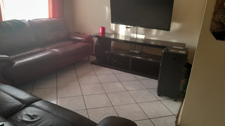 3 Bedroom Property for Sale in Sunnyridge Eastern Cape